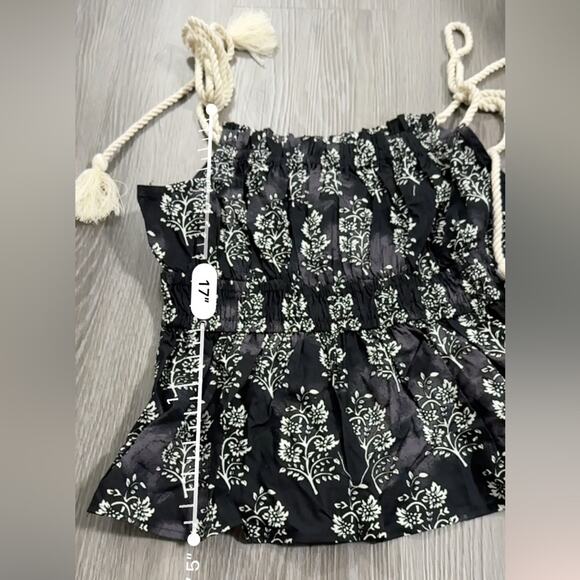 Moon River Floral Tie Strap Cotton Peplum Top in Black Multi Combo Size M - Picture 8 of 8